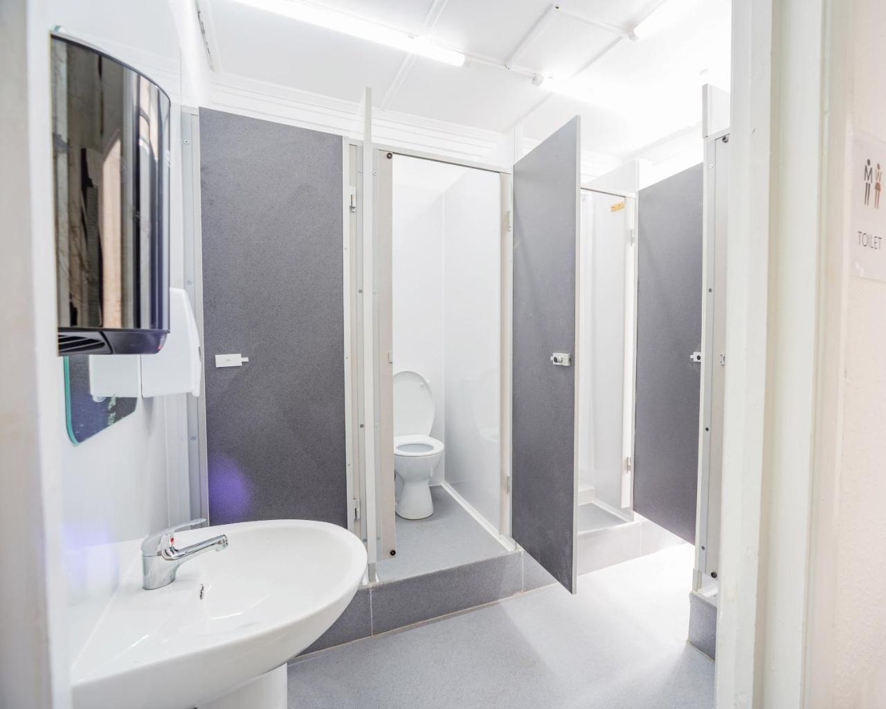 Mile End Beds Hostel London Kültér fotó
